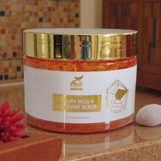 Gommage LUXURY PLUS➕ : Pour un Teint Extra Métissé